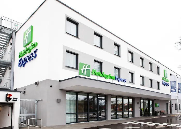 Holiday Inn Express Munich - Olympiapark, an IHG Hotel